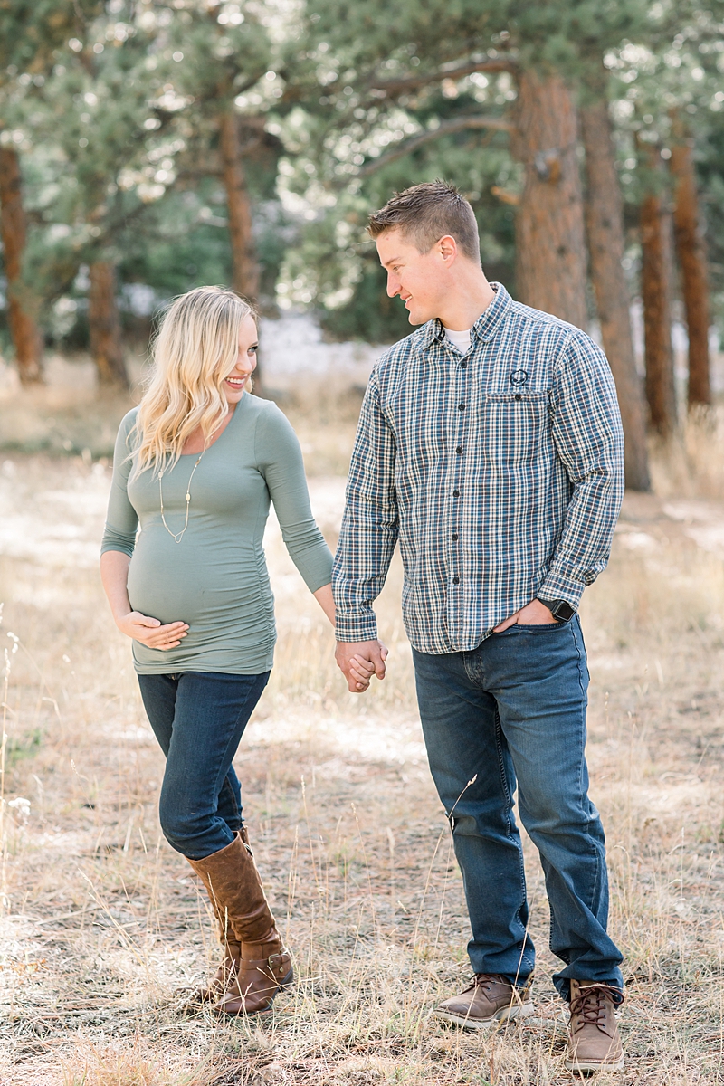 Maternity Photos in Colorado Rocky Mountains