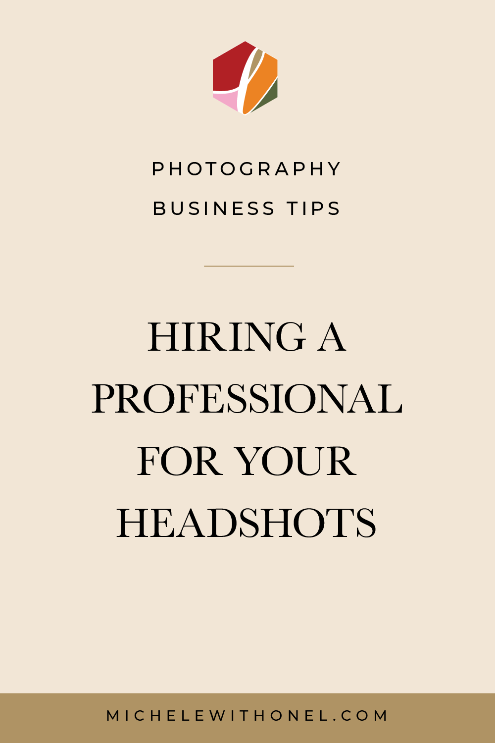 Looking at hiring a professional photographer? This post is for you! Learn the inside scoop for choosing the best photographer for your small business (from a pro photographer)—including: brand photography, photographer marketing, and photography business tips. #branding #photography #business #entrepreneur