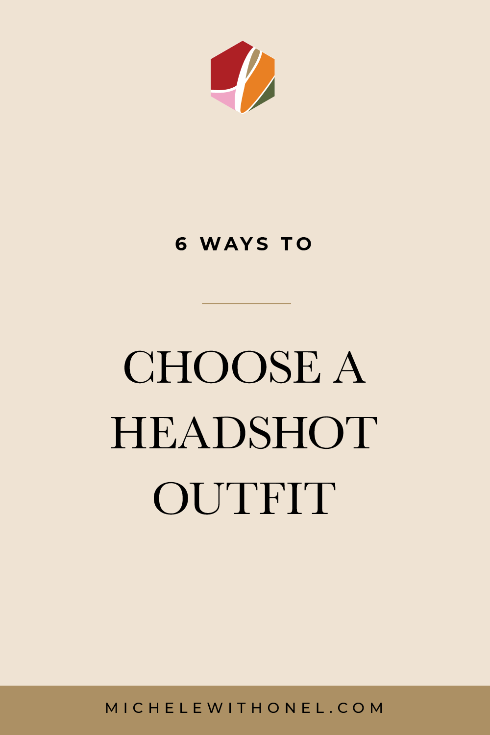 Ever struggle with what to wear for your headshot session? If so, these headshot tips are for for you! Start reading to find out what color to wear, what sleeve length works best, how much makeup to wear, and more! #headshots #whattowear #businessheadshots #wardrobe